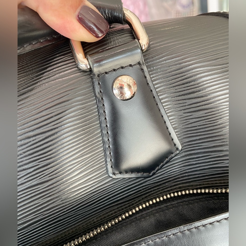 LOUIS VUITTON Bourget 50 Black Duffle Epi leather 50 travel bag! - Picture 9 of 11